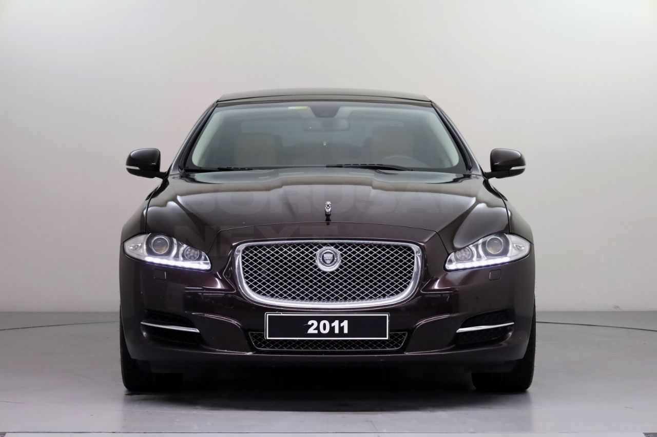 Jaguar XJ 2011