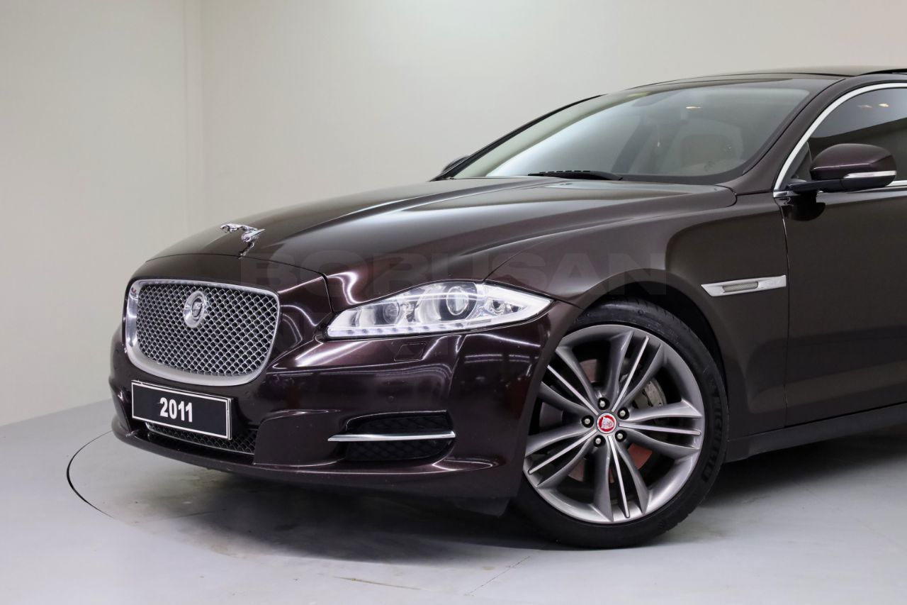 Jaguar XJ 2011