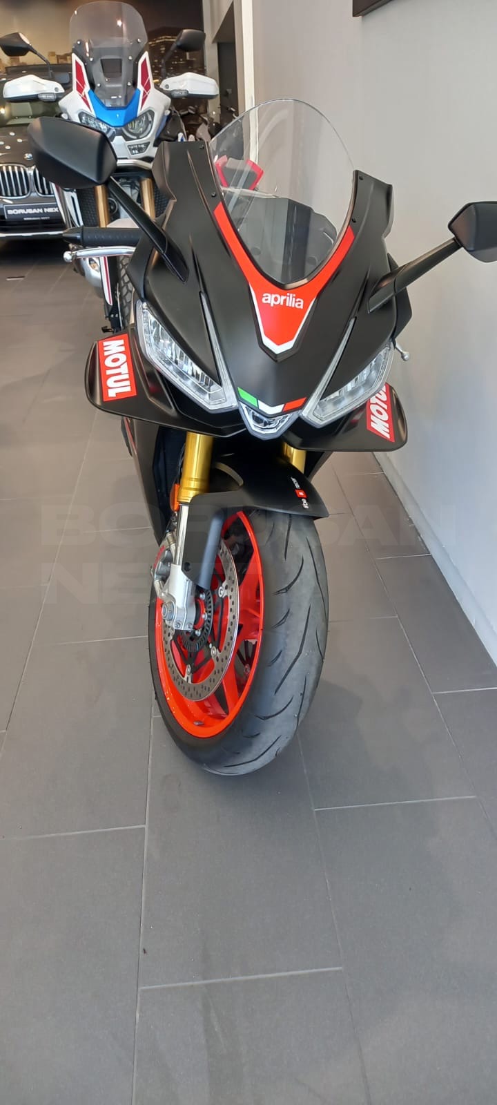 Aprilia RSV4 Factory 2023