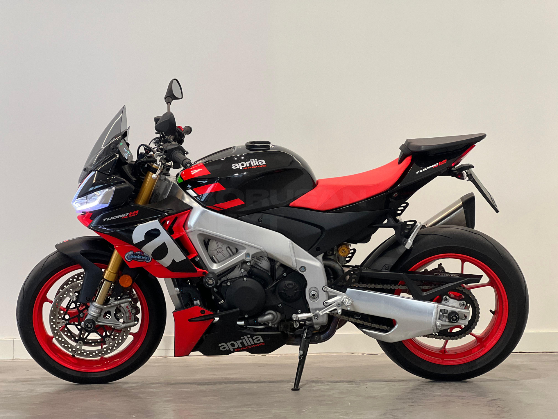 Aprilia Tuono V4 1100 Factory 2022