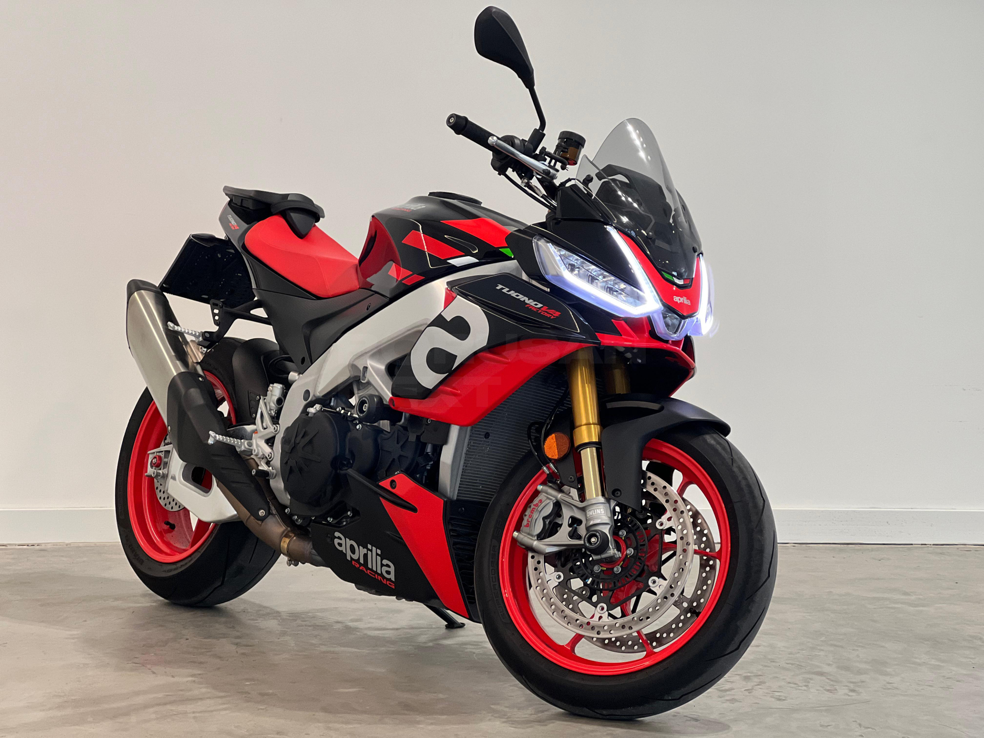 Aprilia Tuono V4 1100 Factory 2022