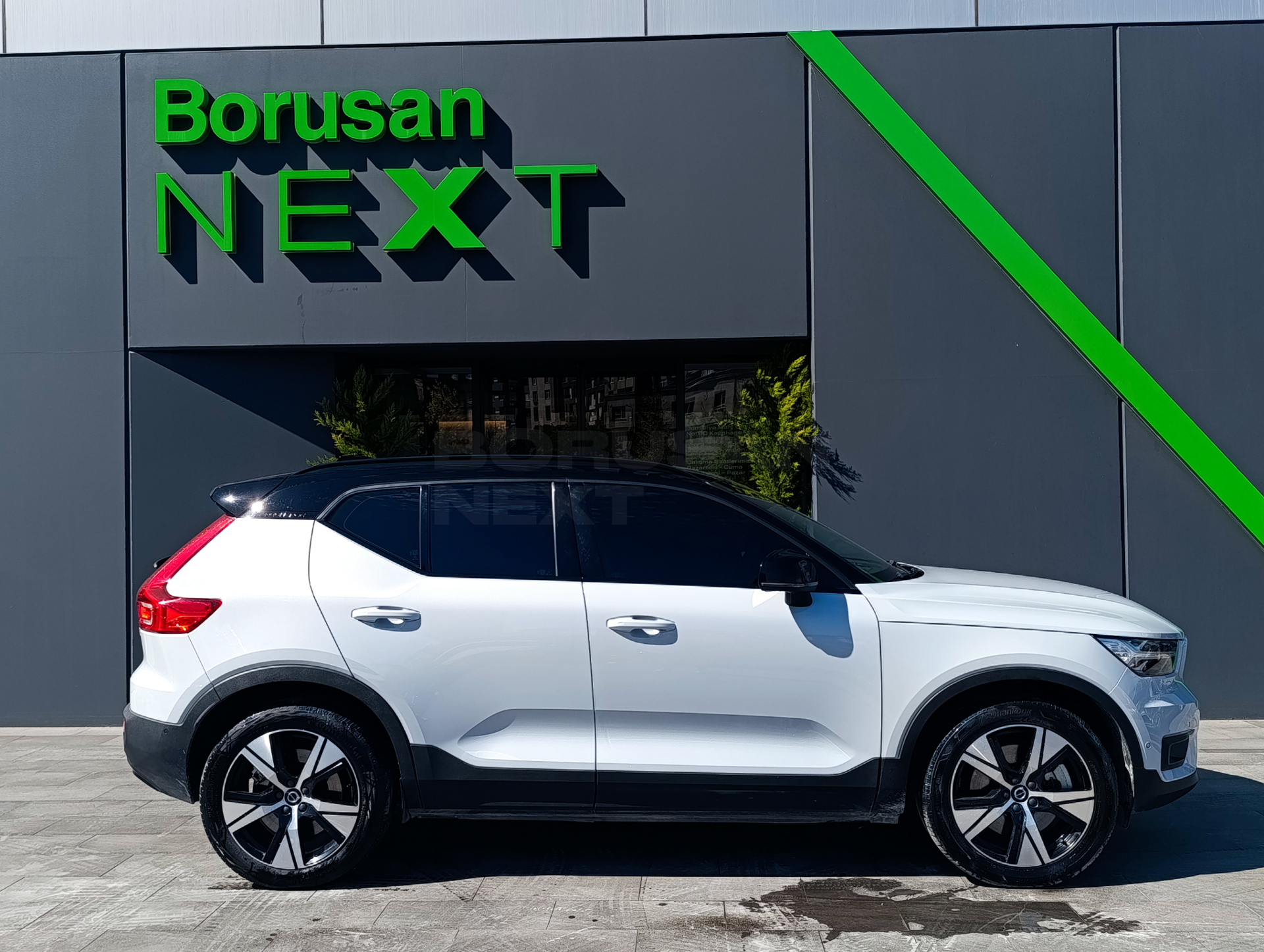 Volvo XC40 2021