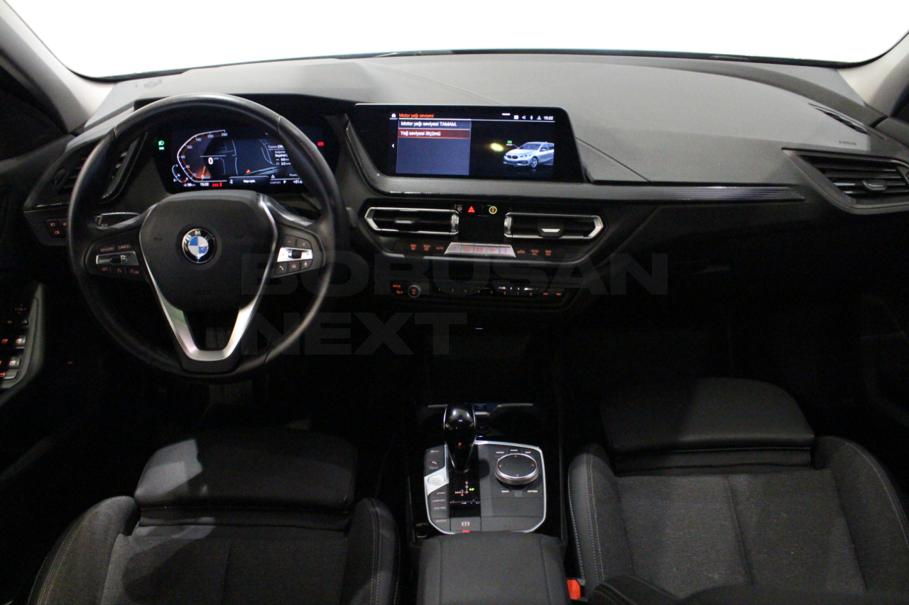 BMW 1 Serisi 2023