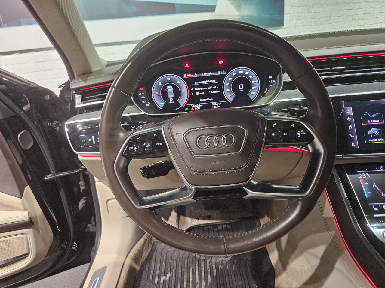 Audi A8 2019