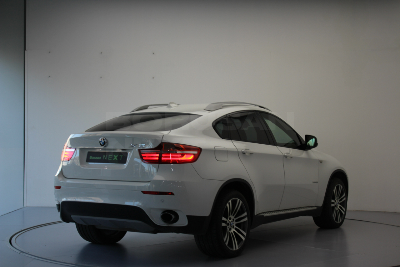 BMW X6 2013