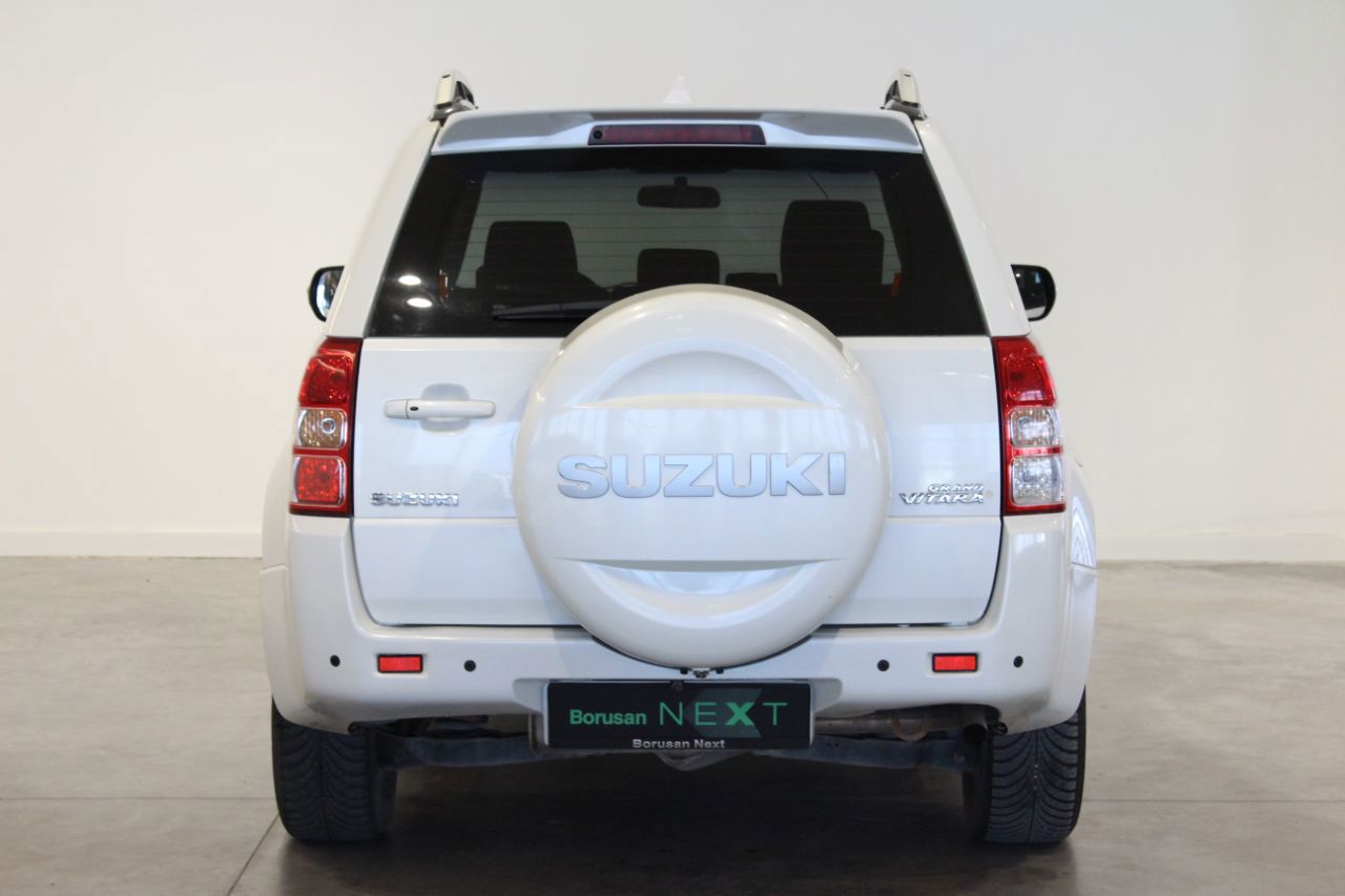 Suzuki Grand Vitara 2012