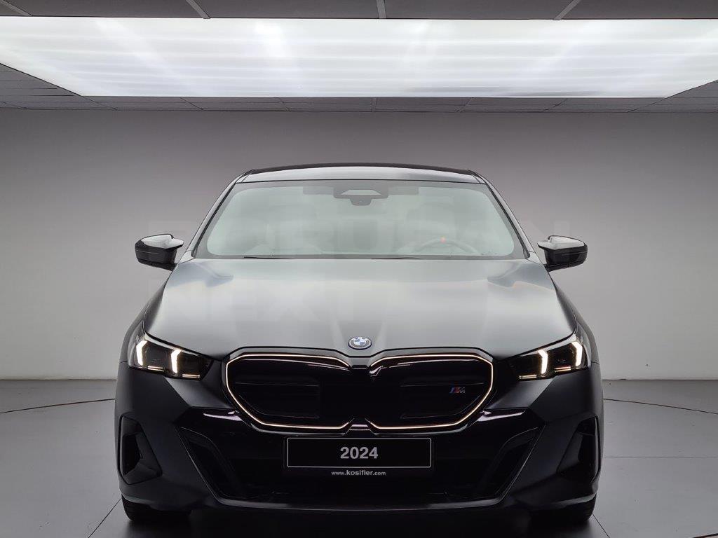 BMW i Serisi 2024