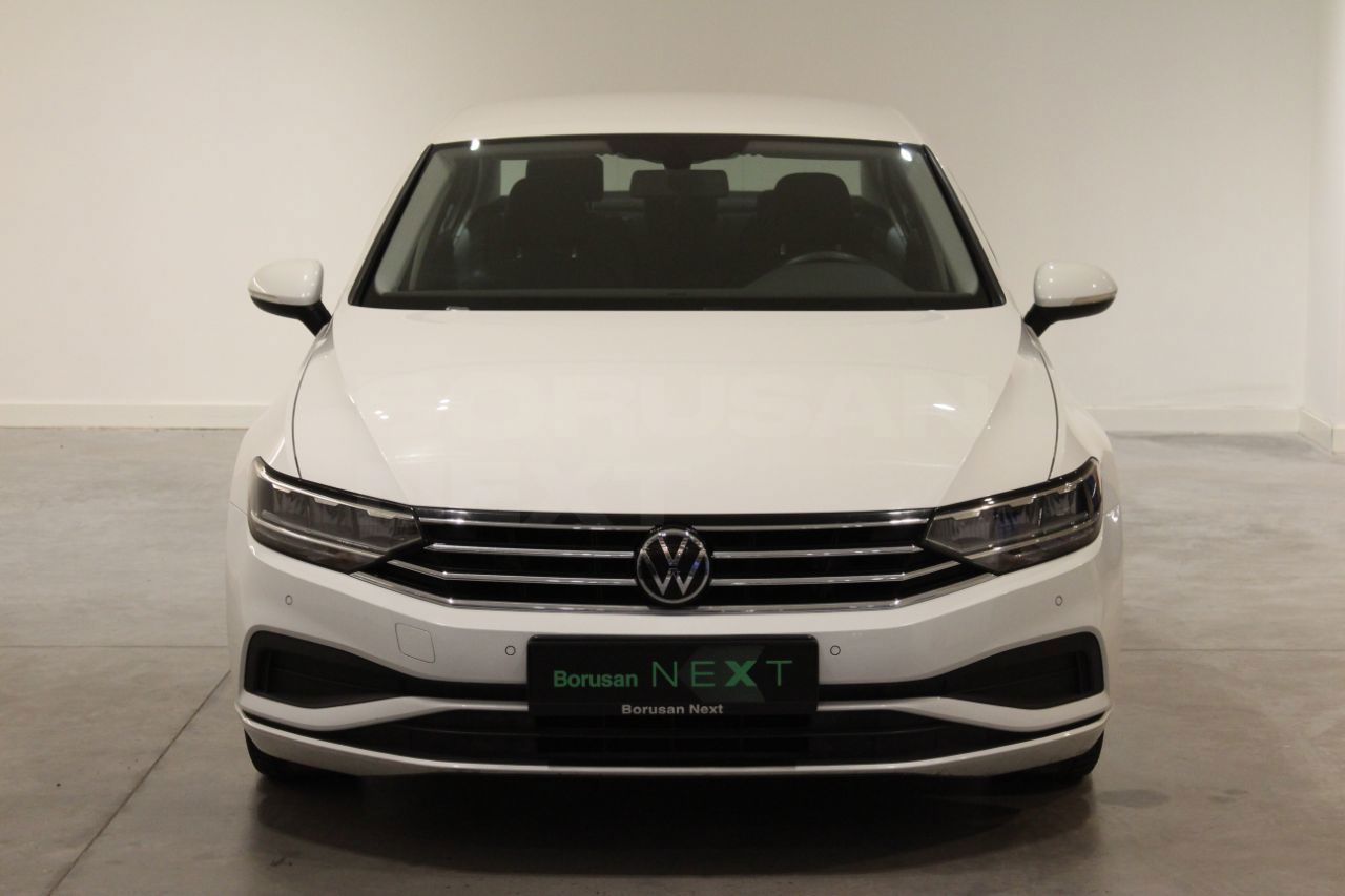 Volkswagen Passat 2021