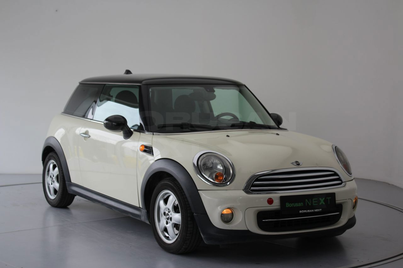 MINI Cooper 2011