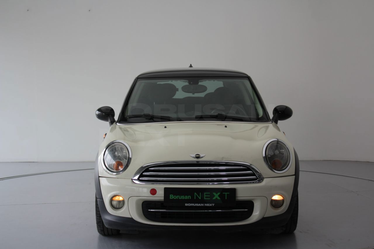 MINI Cooper 2011