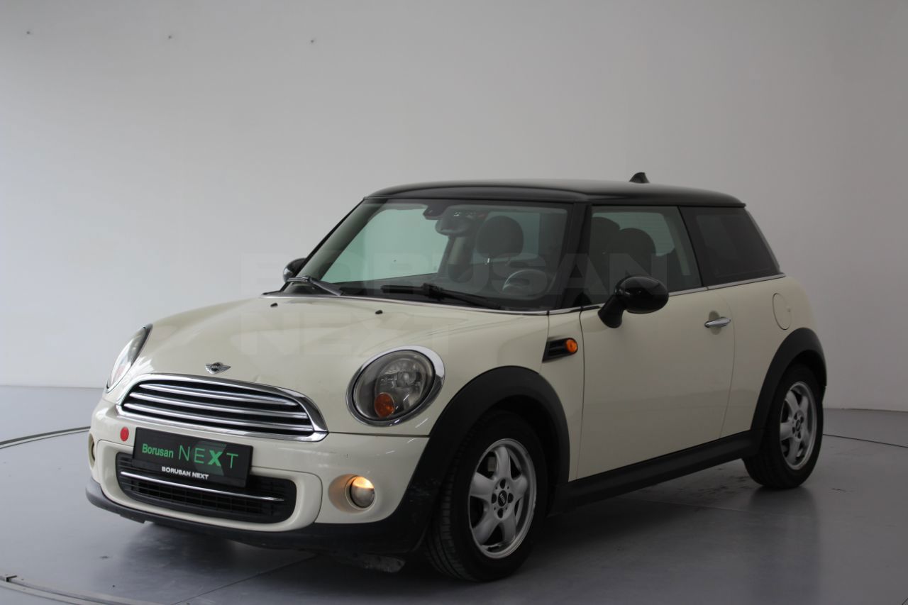 MINI Cooper 2011