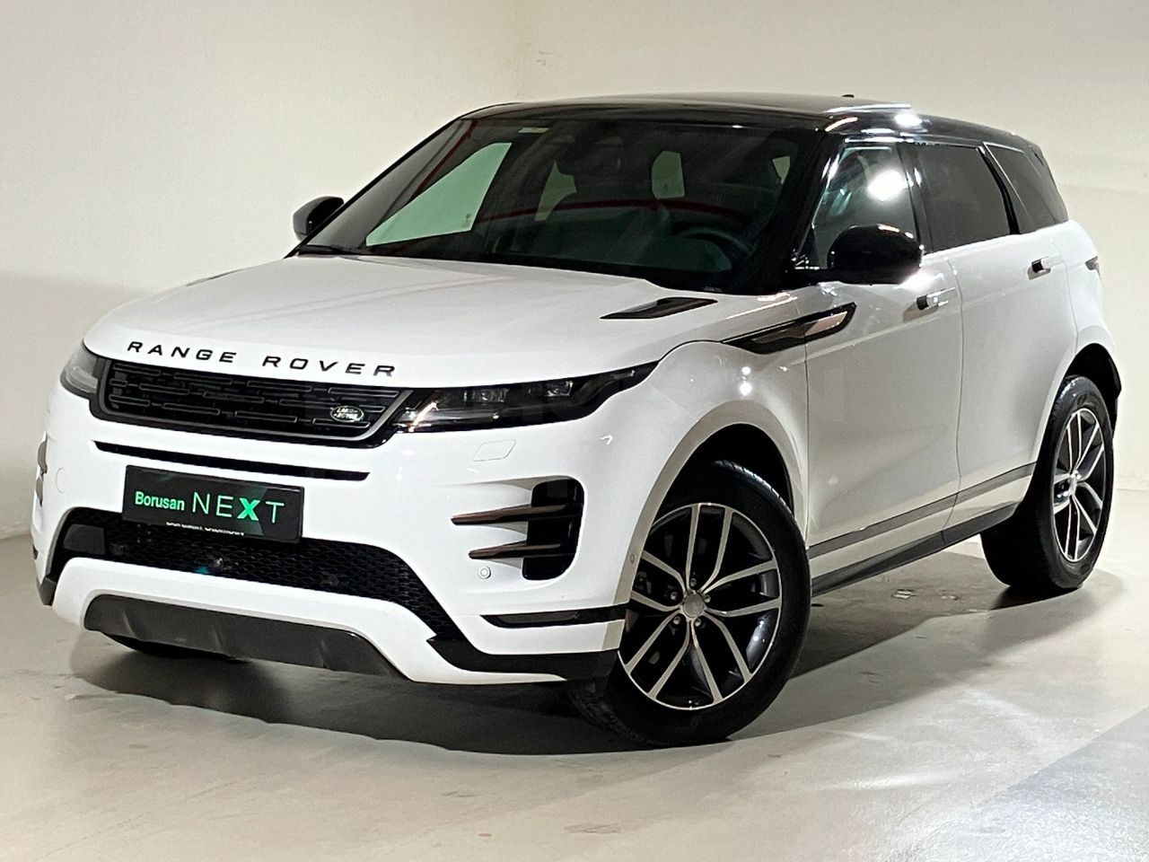 Range Rover Evoque 2024