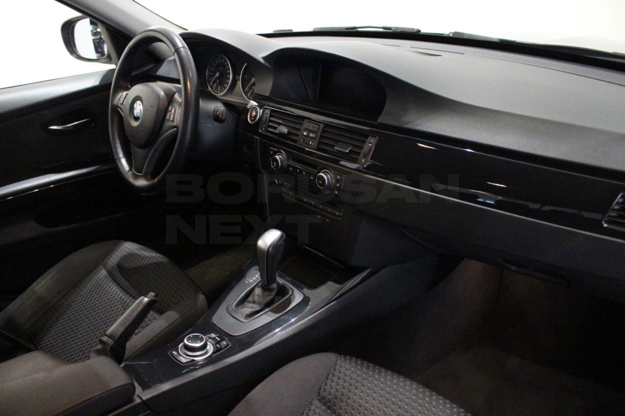 BMW 3 Serisi 2012