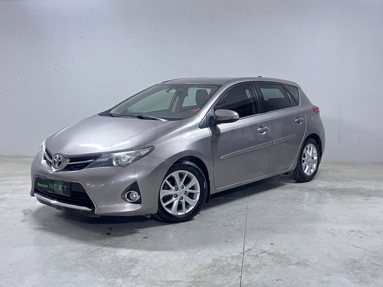 Toyota Auris 2013