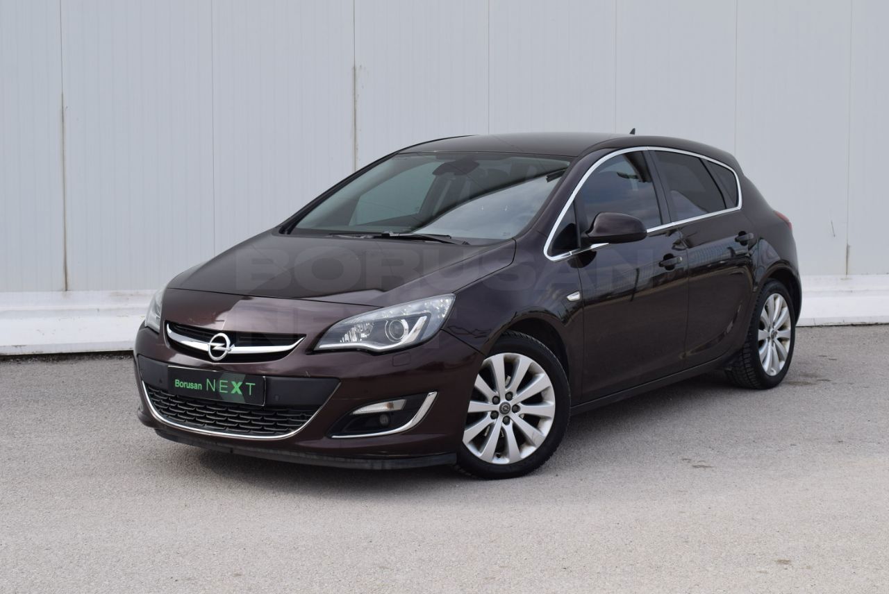 Opel Astra 2014