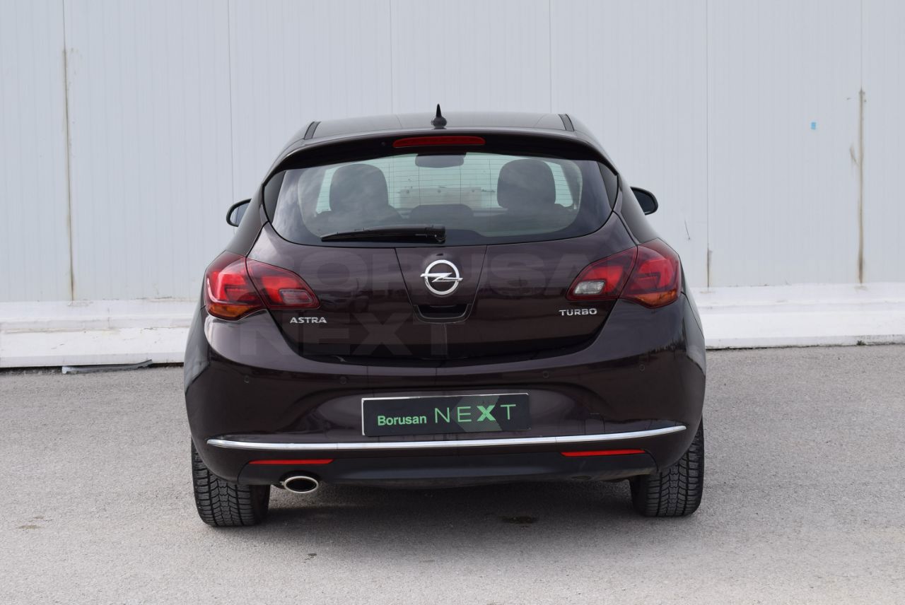 Opel Astra 2014