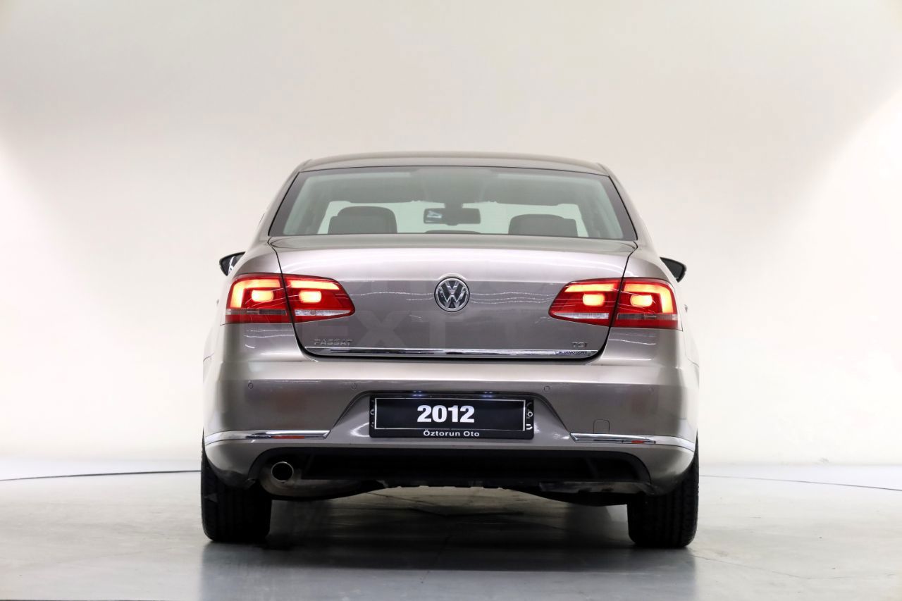 Volkswagen Passat 2012