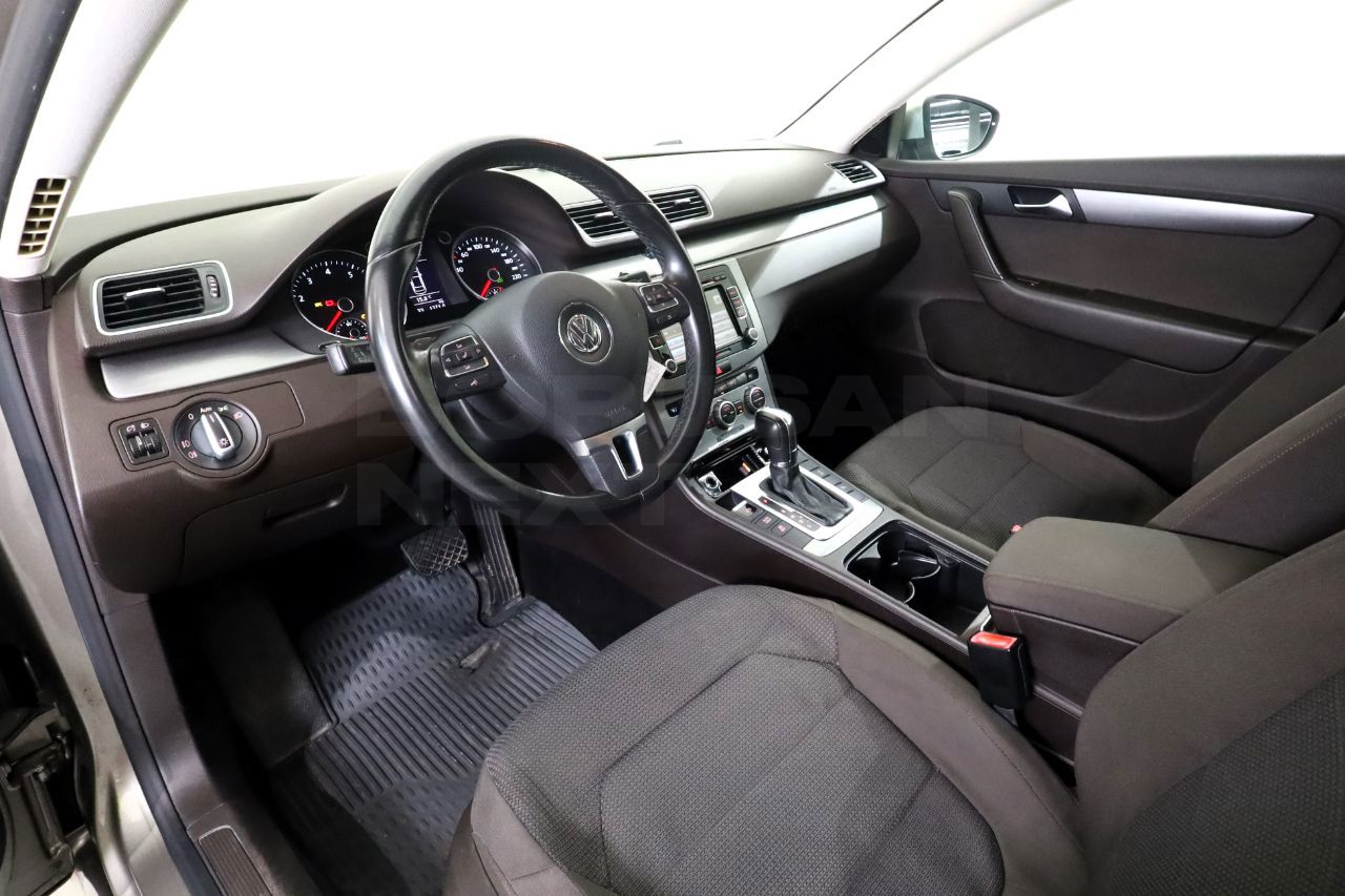 Volkswagen Passat 2012