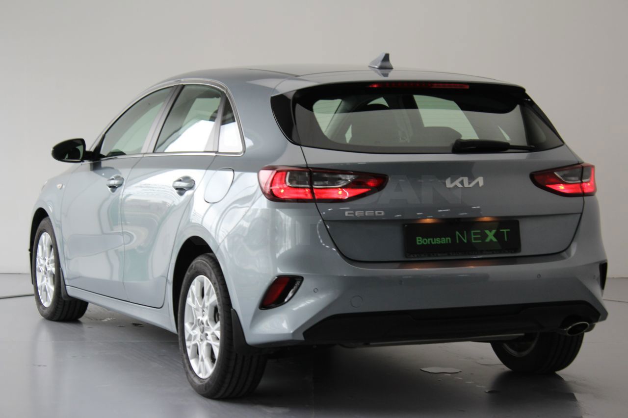 Kia Ceed 2021