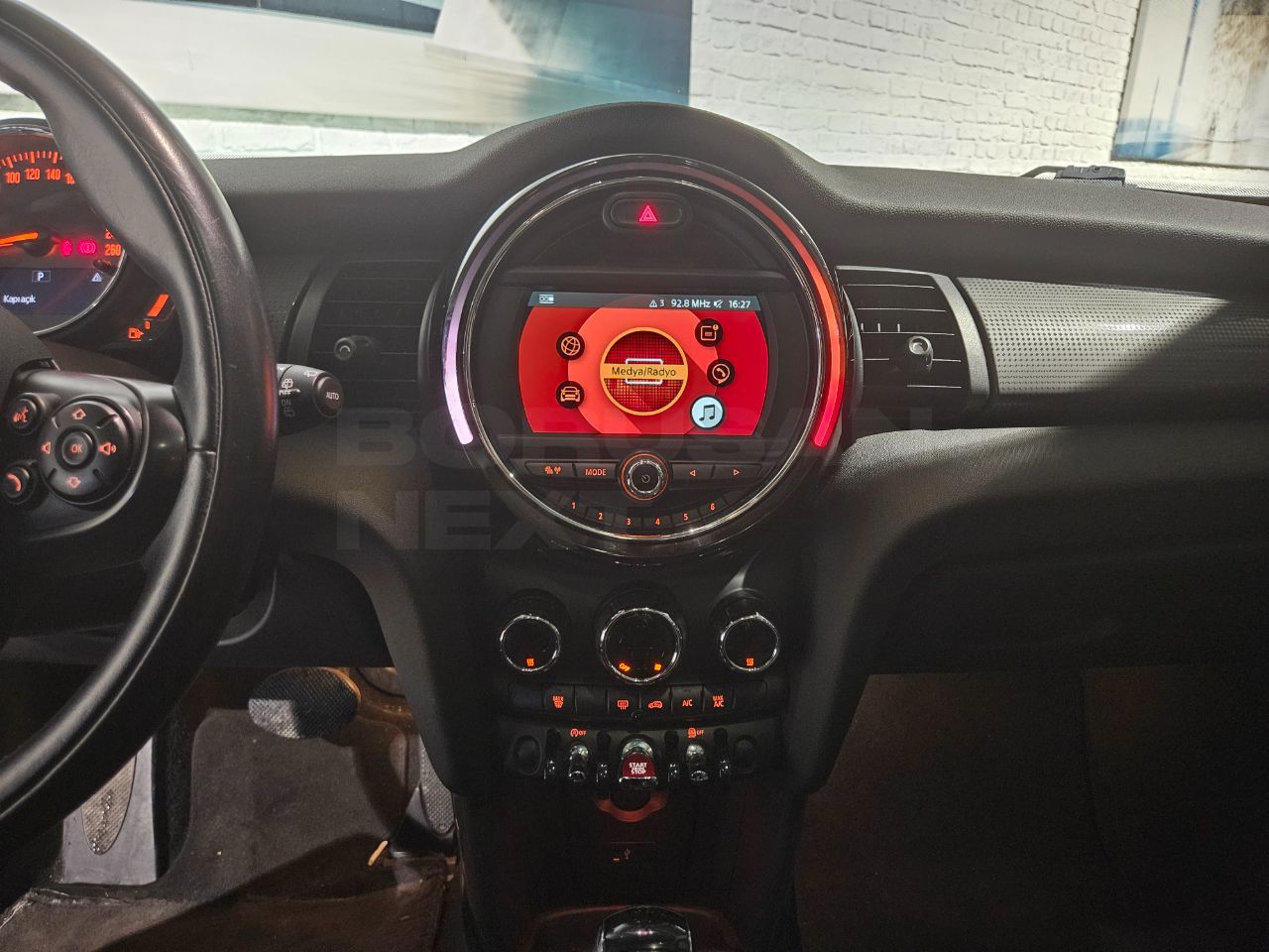 MINI Cooper 2018