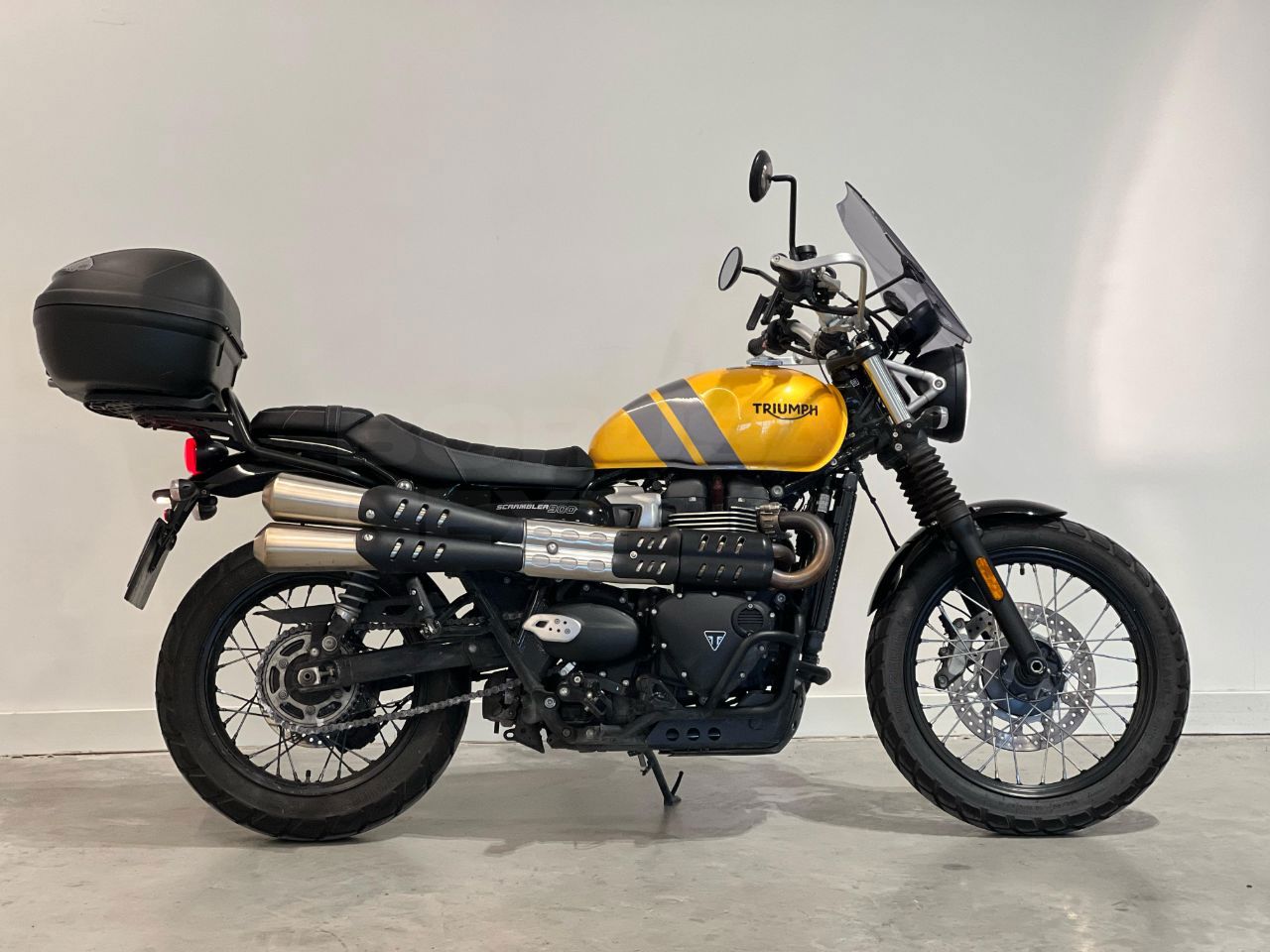 Triumph Bonneville Scrambler 900 2023