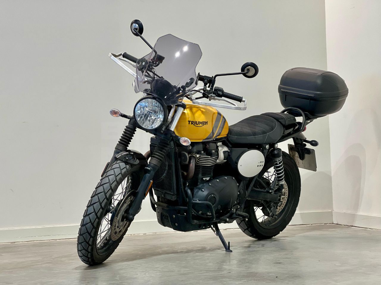 Triumph Bonneville Scrambler 900 2023