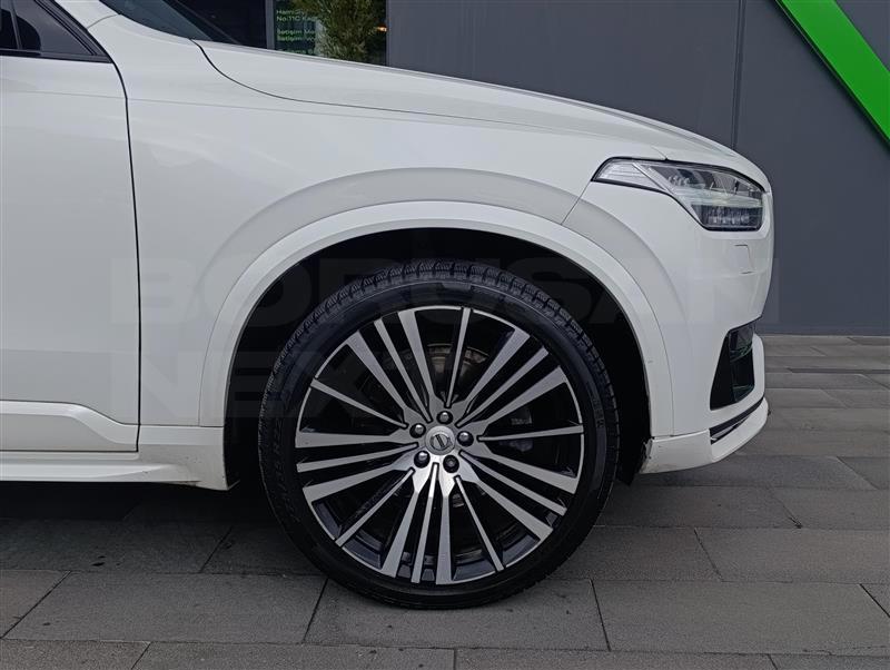 Volvo XC90 2019