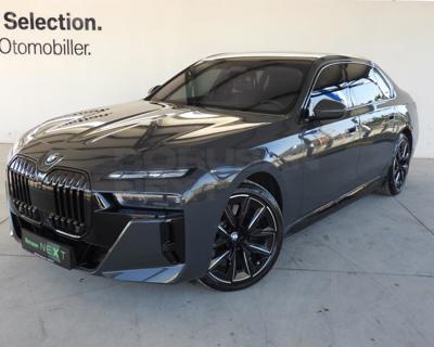 BMW i Serisi 2023