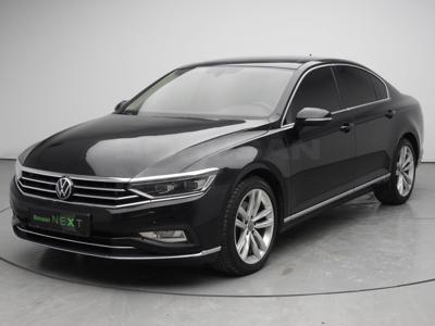 Volkswagen Passat 2021