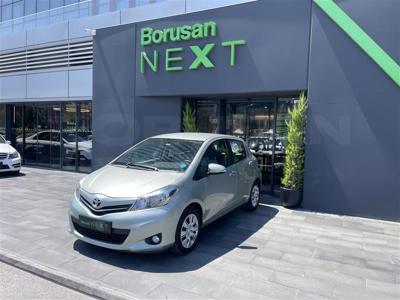 Toyota Yaris 2012