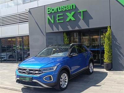 Volkswagen T-Roc 2023