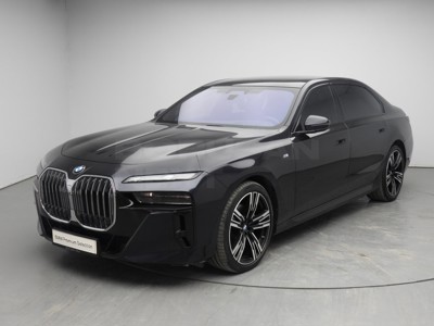 BMW 7 Serisi 2023