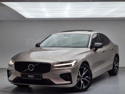Volvo S60 2023