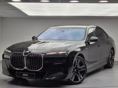 BMW i7 2023
