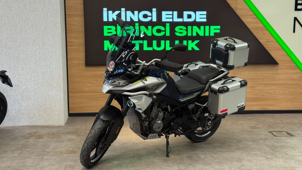 CFMOTO 800MT Touring 2022